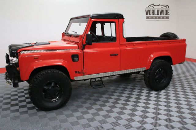 1987 Red Land Rover Defender