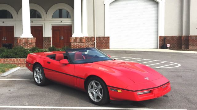 1987 Red Chevrolet Corvette Convertible