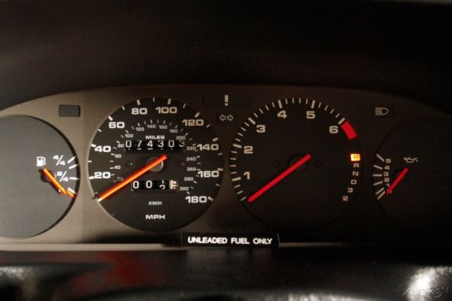 1987 White Porsche 928 Hatchback