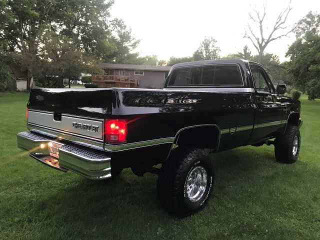 1987 Black Chevrolet Silverado 1500 Standard Cab Pickup