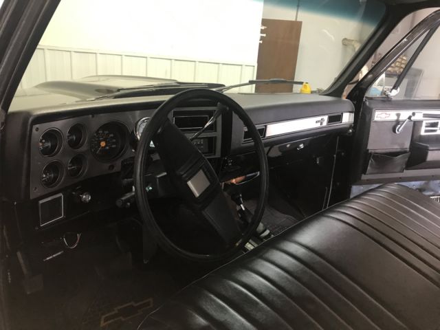 1987 Black Chevrolet Silverado 1500 Standard Cab Pickup