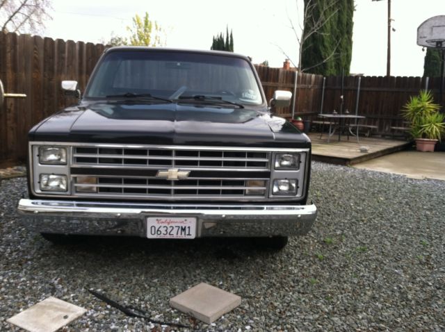 1987 Black Chevrolet Silverado 1500 Standard Cab Pickup