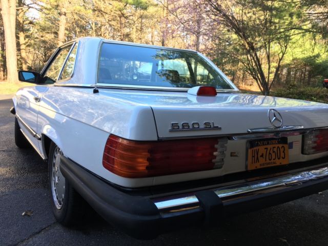 1987 White Mercedes-Benz SL-Class Convertible