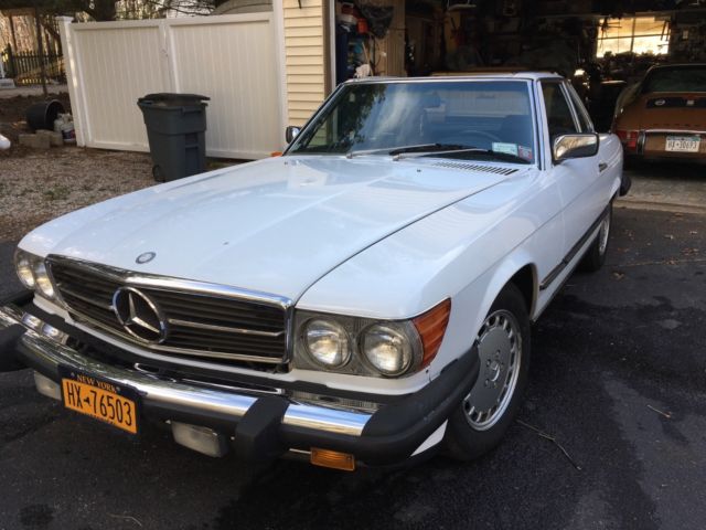 1987 White Mercedes-Benz SL-Class Convertible