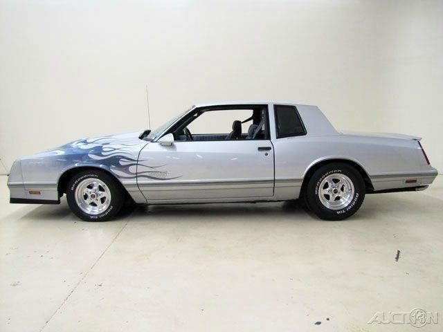 1987 Red Chevrolet Monte Carlo Coupe