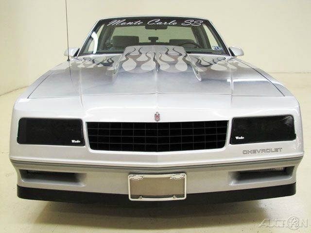 1987 Red Chevrolet Monte Carlo Coupe