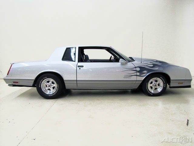 1987 Red Chevrolet Monte Carlo Coupe