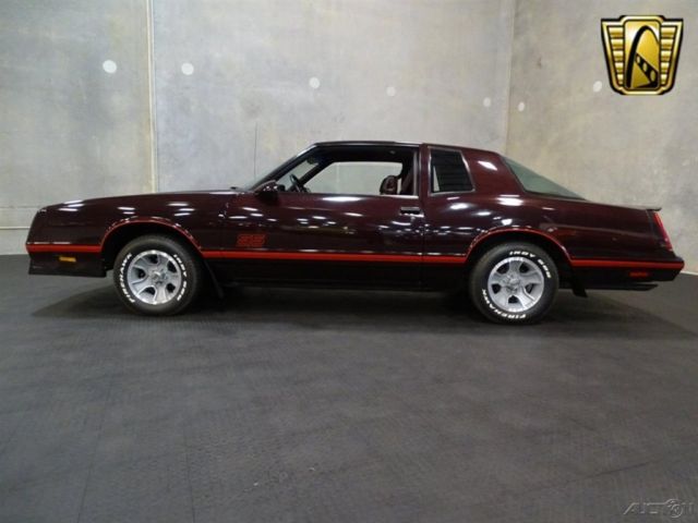 1987 Red Chevrolet Monte Carlo Coupe
