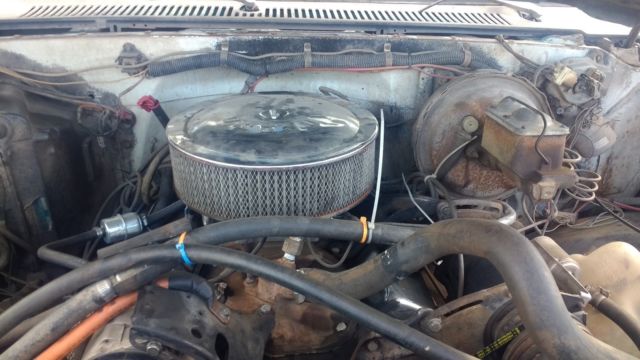 1987 Black Chevrolet Suburban SUV