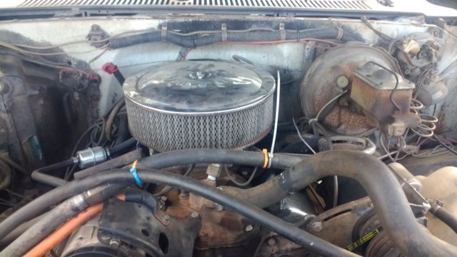 1987 Black Chevrolet Suburban SUV