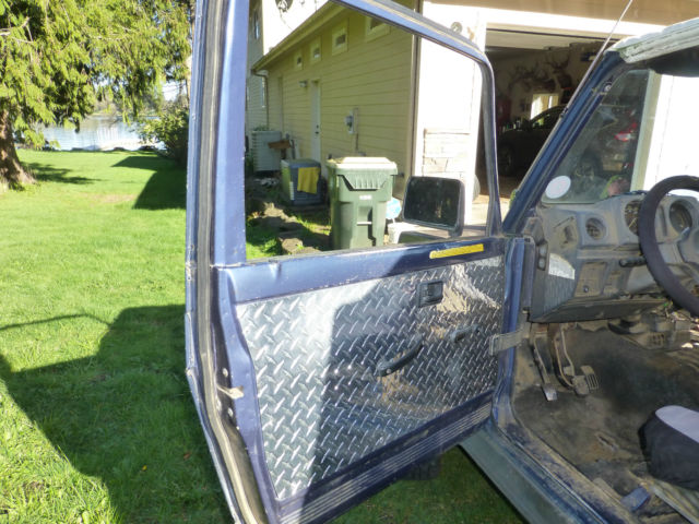 1987 Blue Suzuki Samurai JP