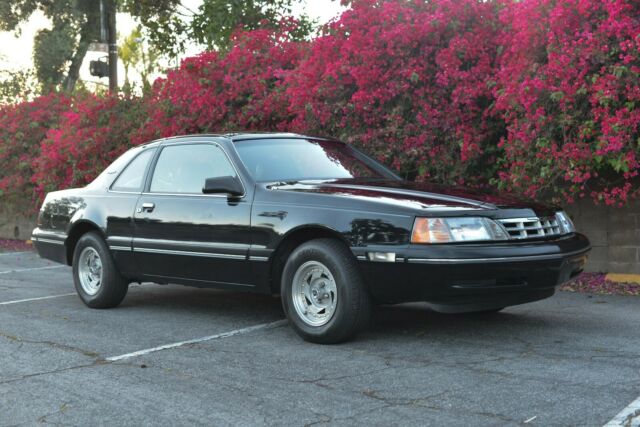 1987 Black Ford Thunderbird Coupe