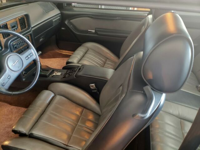 1987 Black Ford Thunderbird Coupe