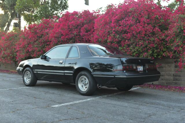 1987 Black Ford Thunderbird Coupe
