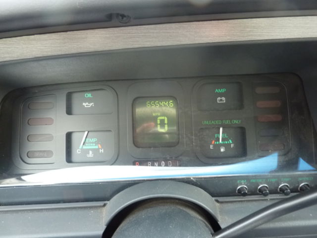 1987 Gray Ford Thunderbird Coupe