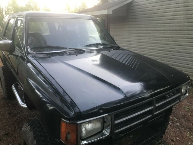 1987 Black Toyota 4Runner SUV