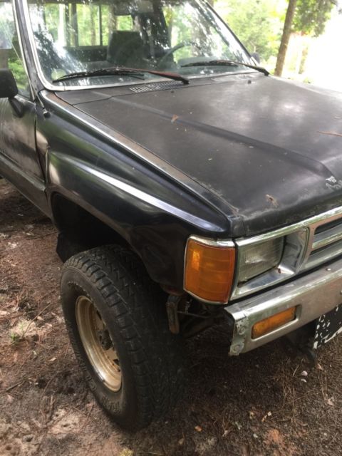 1987 Black Toyota Pickup Standard Cab Pickup