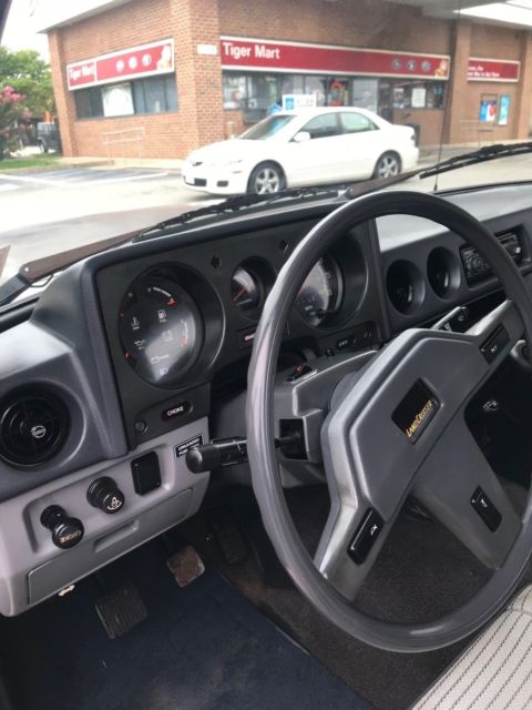 1987 Gold Toyota Land Cruiser SUV