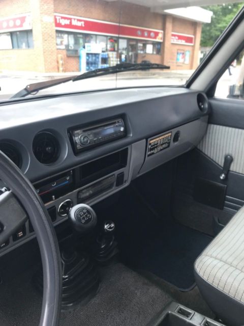 1987 Gold Toyota Land Cruiser SUV