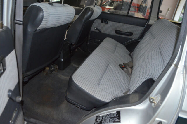 1987 Silver Toyota Land Cruiser Wagon