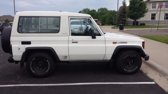 1987 White Toyota Land Cruiser SUV