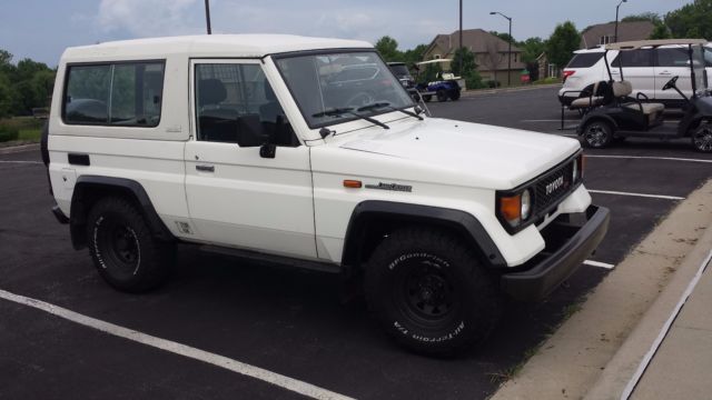 1987 White Toyota Land Cruiser SUV