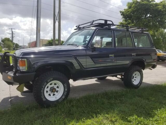1987 Blue Toyota Land Cruiser SUV