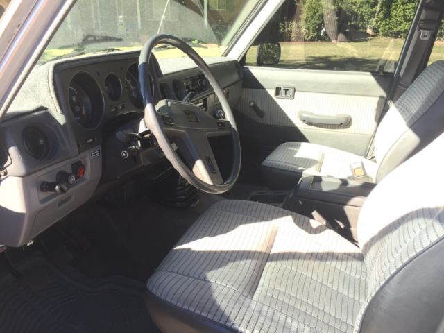 1987 Silver Toyota Land Cruiser