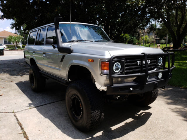 1987 Silver Toyota Land Cruiser SUV