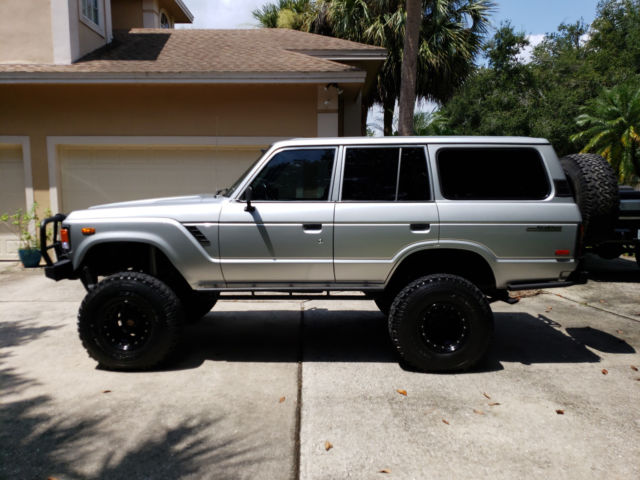 1987 Silver Toyota Land Cruiser SUV