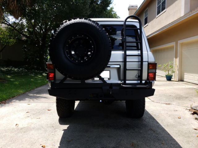 1987 Silver Toyota Land Cruiser SUV
