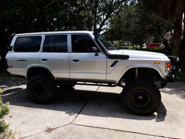 1987 Silver Toyota Land Cruiser SUV