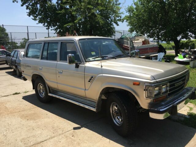 1987 Gold Toyota Land Cruiser