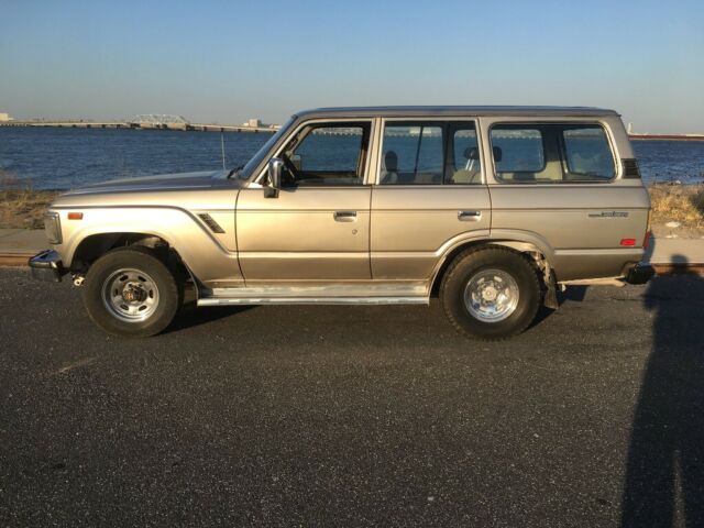 1987 Gold Toyota Land Cruiser