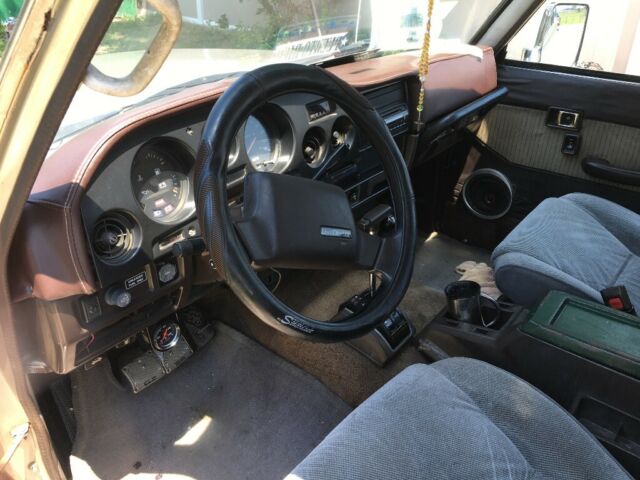 1987 Gold Toyota Land Cruiser