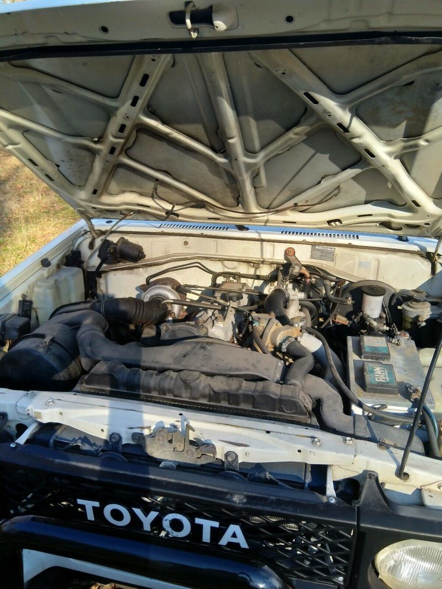 1987 White Toyota Land Cruiser SUV