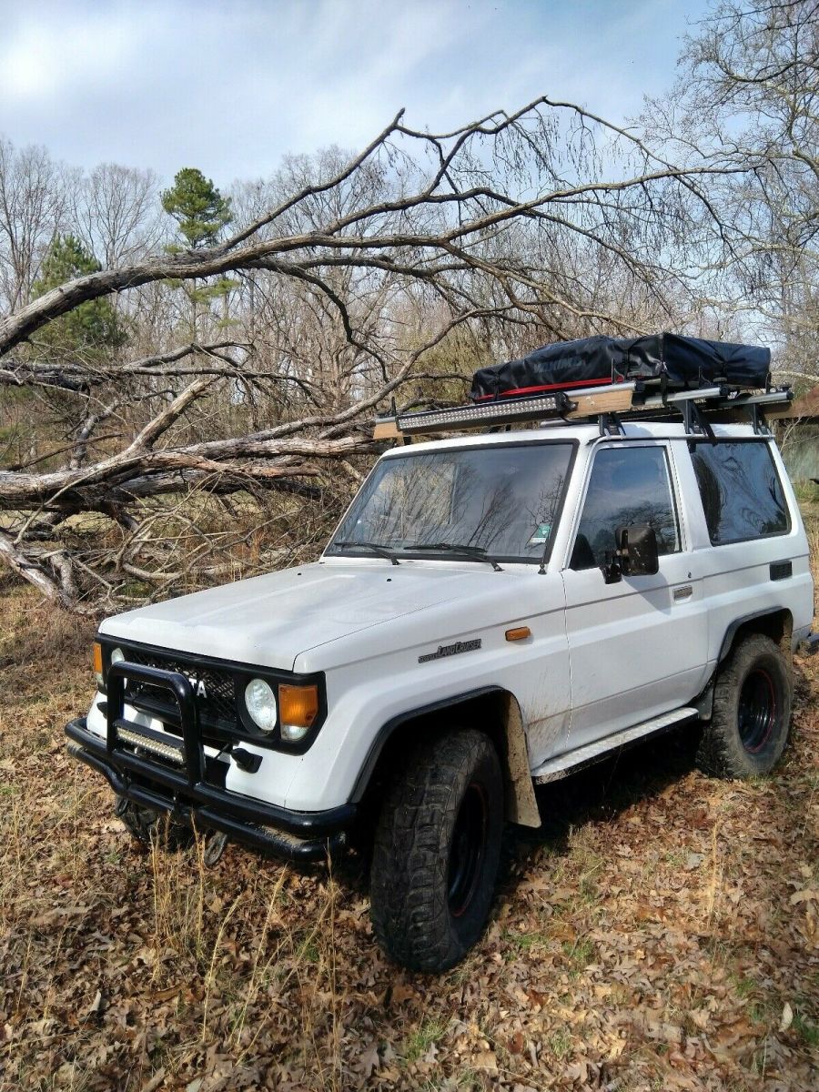 1987 White Toyota Land Cruiser SUV