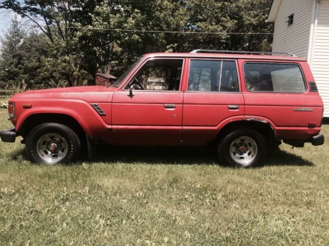 1987 Silver Toyota Land Cruiser SUV