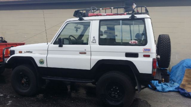 1987 White Toyota Land Cruiser SUV