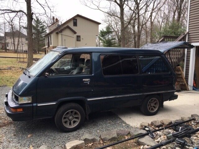 1987 Toyota Van Wagon