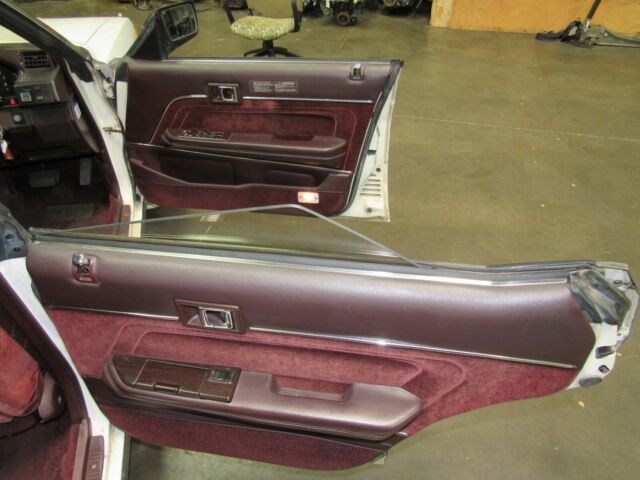 1987 White Nissan Mark 2 grande Sedan