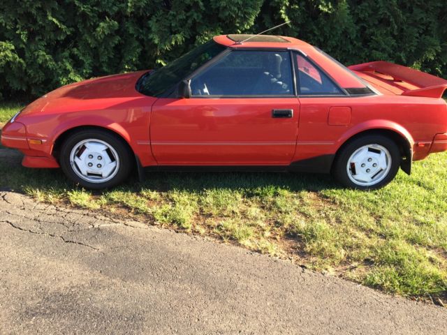 1987 Red Toyota Land Cruiser Coupe