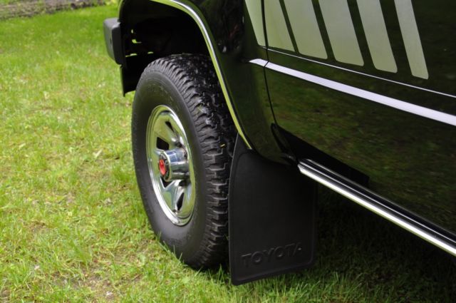 1987 Black Toyota Pickup Cab & Chassis