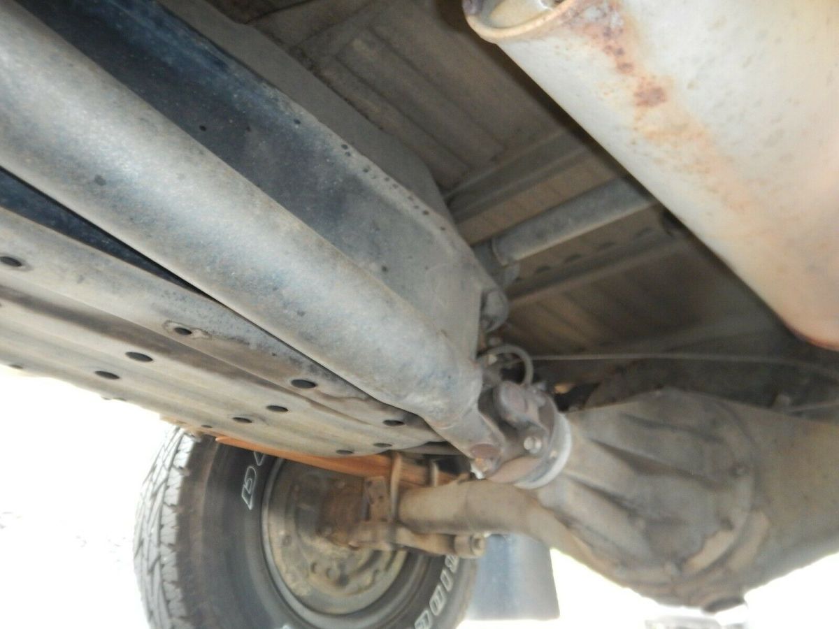 1987 Silver Toyota Pickup Standard Cab Pickup