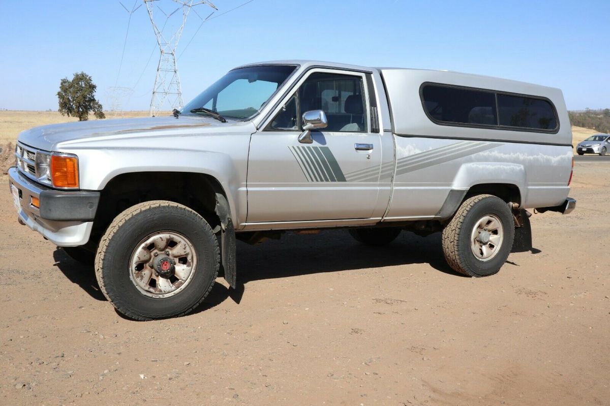 1987 Silver Toyota Pickup Standard Cab Pickup