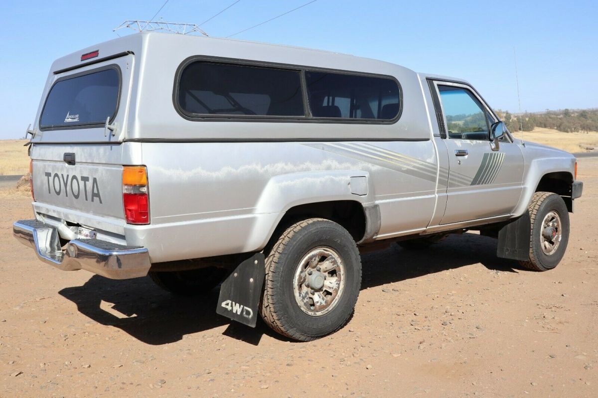 1987 Silver Toyota Pickup Standard Cab Pickup