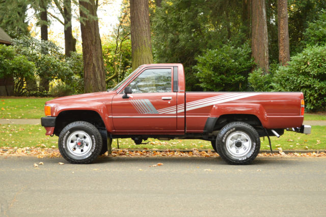 1987 Burgundy Toyota Pickup Standard Cab Pickup