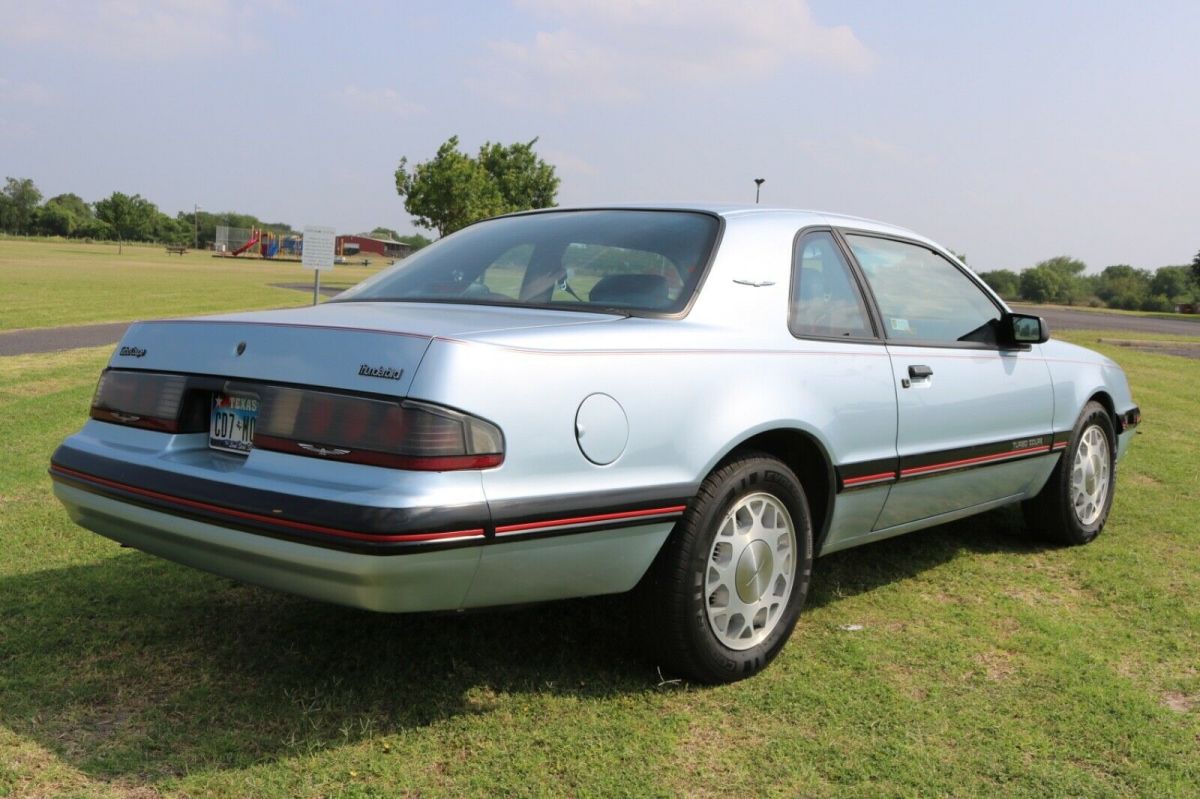 1987 Blue Ford Thunderbird Coupe