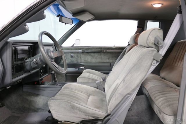 1987 Silver Buick Regal