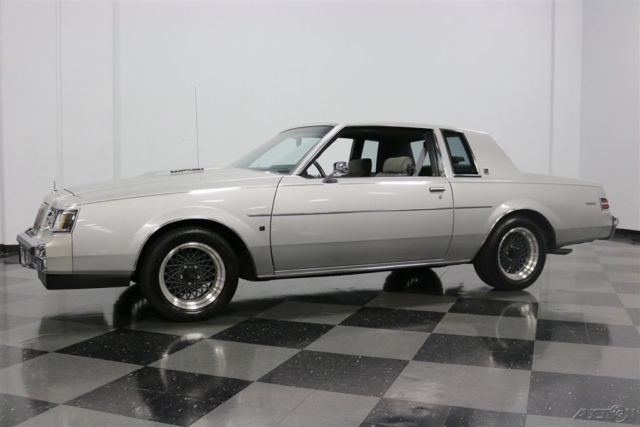 1987 Silver Buick Regal